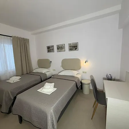 Don Apartment *